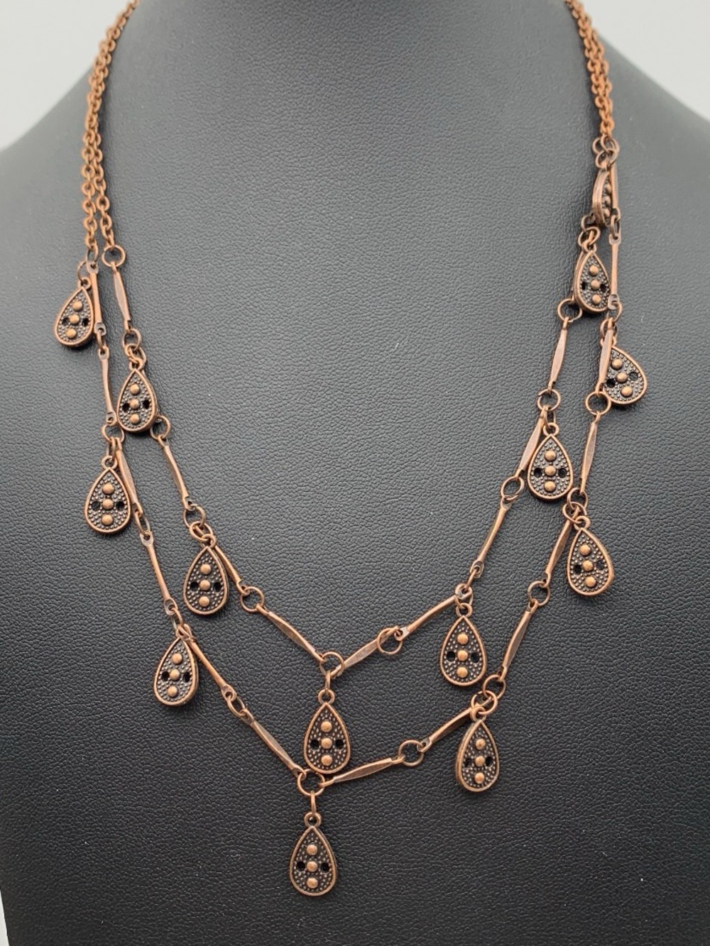 Copper tone double layered Multi-Drop Teardrop Necklace 16-18” lightweight